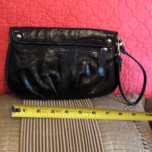 Coach wristlet in mint condition. - Picture 2 of 6